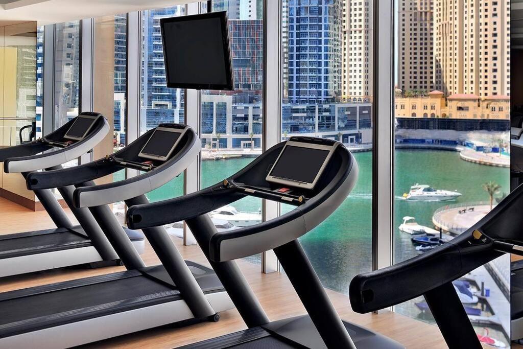 Jw Marriott Hotel Marina Residence Dubai Exteriör bild